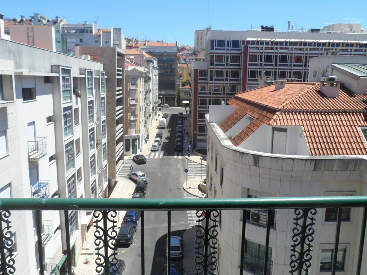 Charming Family Apartment Lisbon Bagian luar foto